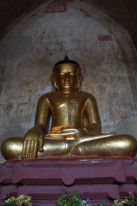 スラマニ寺院 仏像 その1