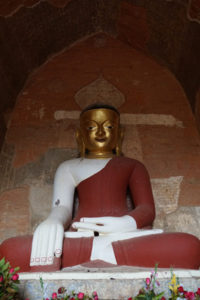 スラマニ寺院 仏像 その3