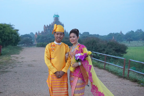 ミャンマーの「新婚さん