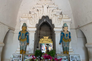 タビニュ寺院