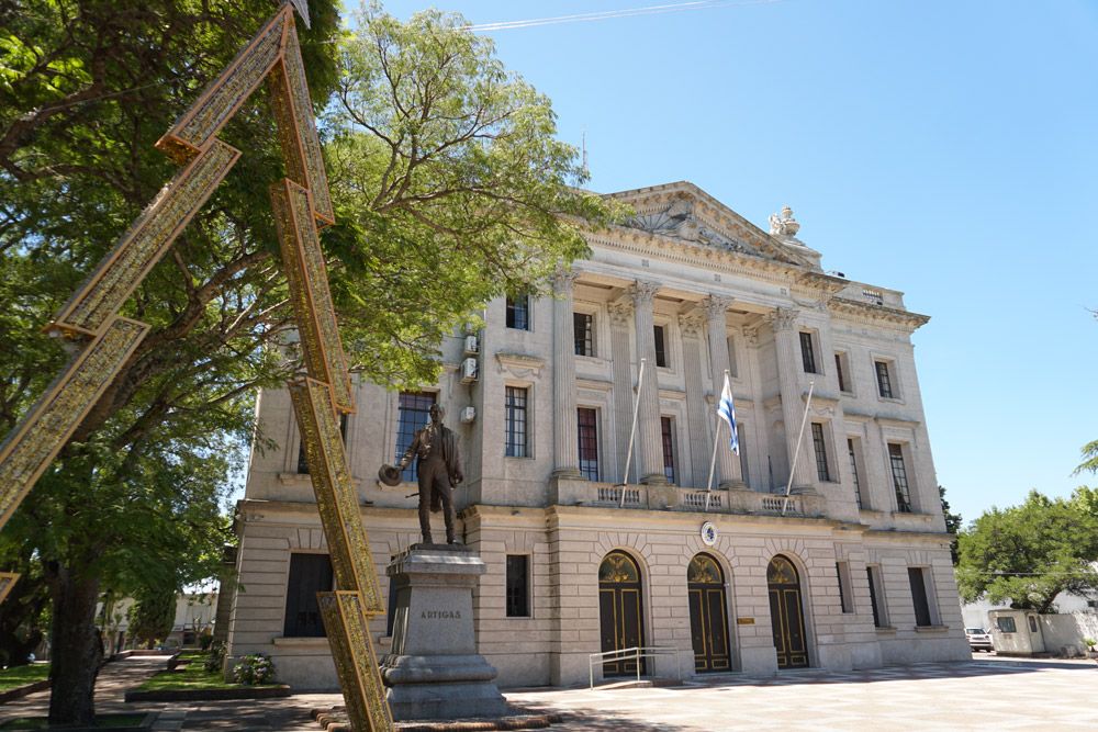 州政府庁舎