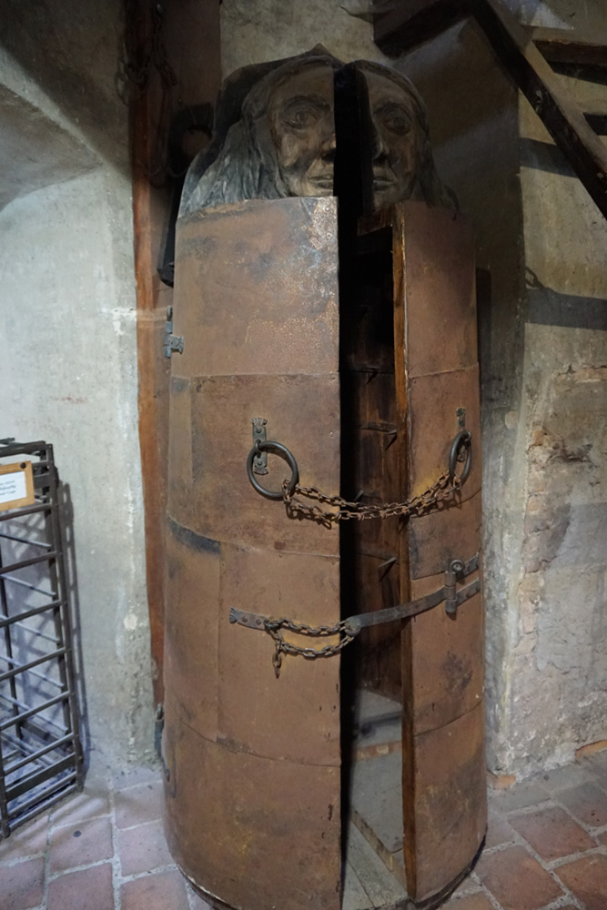 ダリボルカの塔　拷問部屋