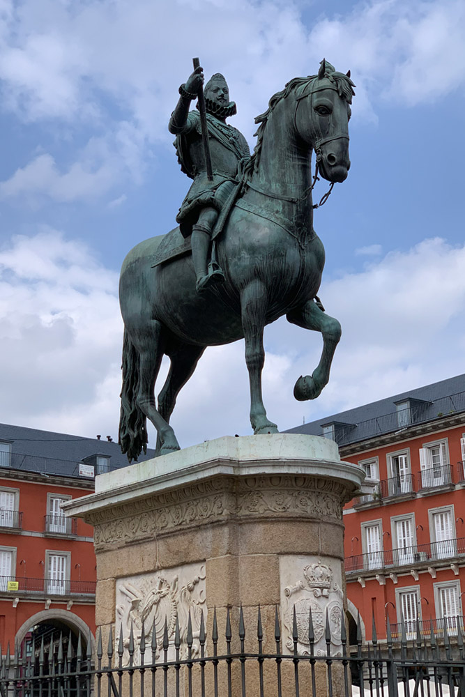 フェリペ3世の騎馬像