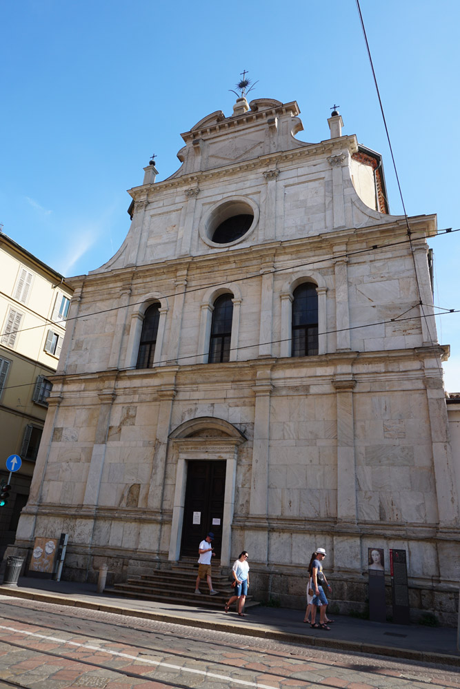 サン マウリツィオ教会